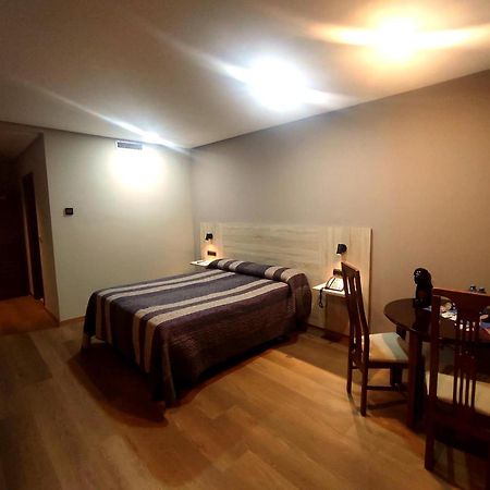 Motel Latino Llanera Kültér fotó