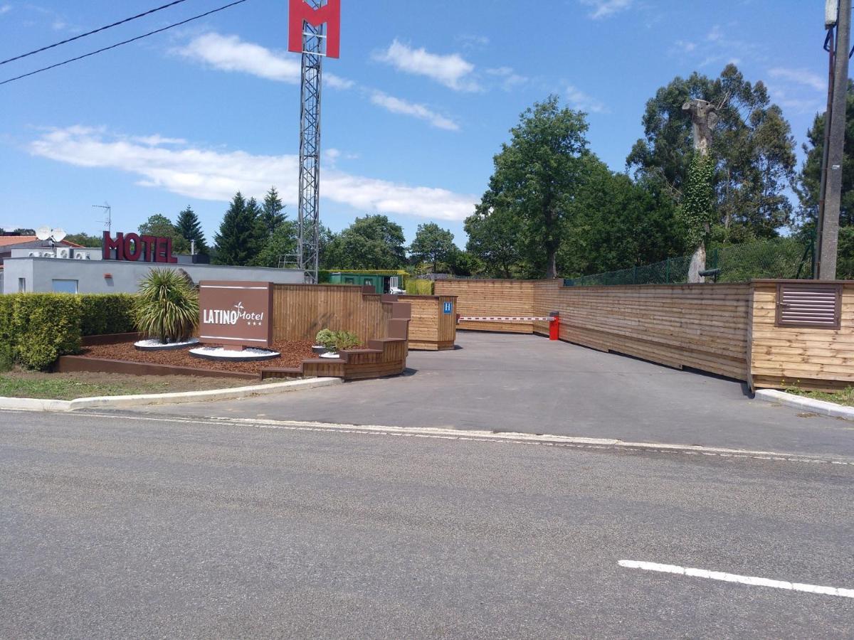 Motel Latino Llanera Kültér fotó