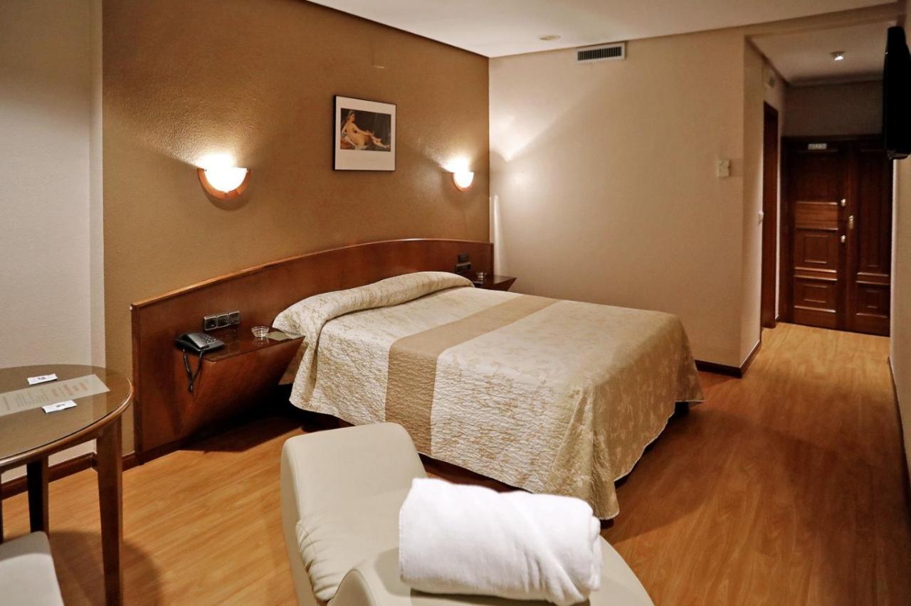 Motel Latino Llanera Kültér fotó