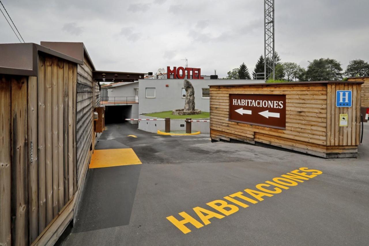 Motel Latino Llanera Kültér fotó
